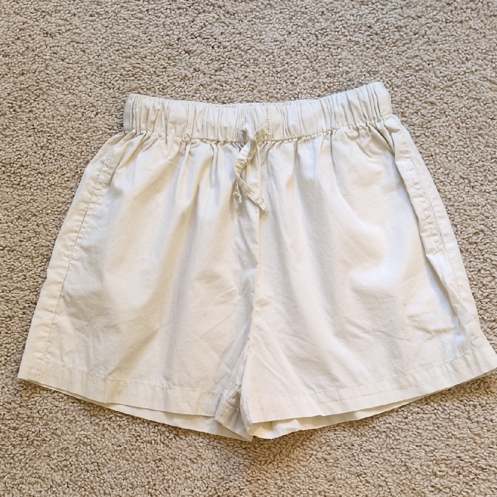 Na Nin Gloria Shorts